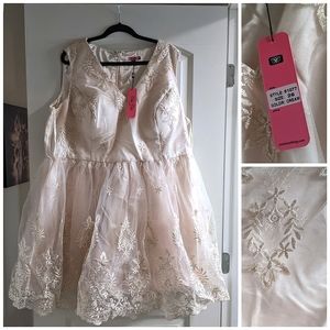 Chi Chi London Mini Dress, size 26